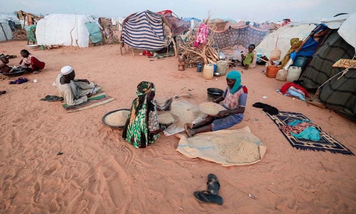 مسؤولين سودانيين: لا يوجد مجاعة بمعسكر زمزم في دارفور
